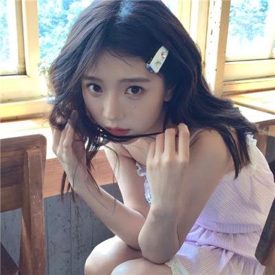 搏击傲娇小女生海报